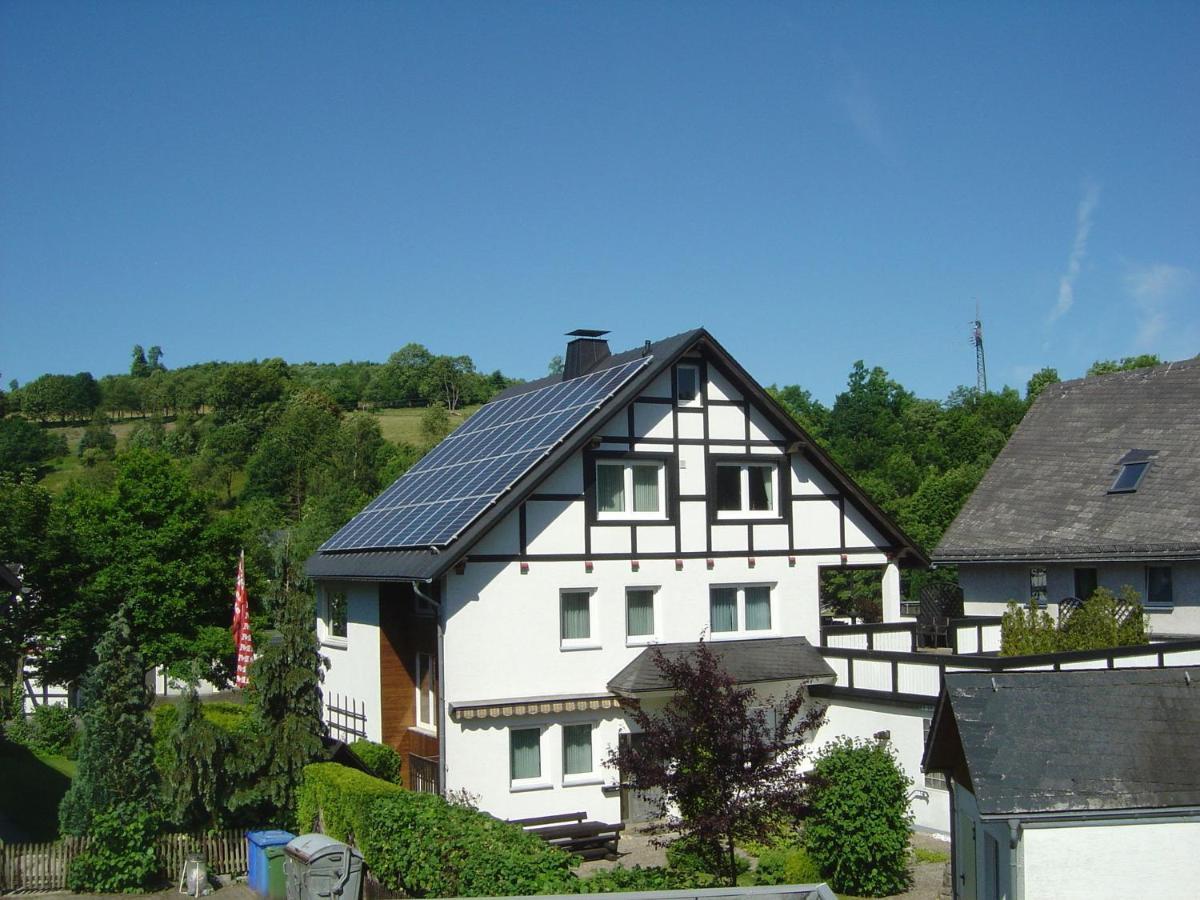 Apartment In Assinghausen With A Sun Terrace Zewnętrze zdjęcie